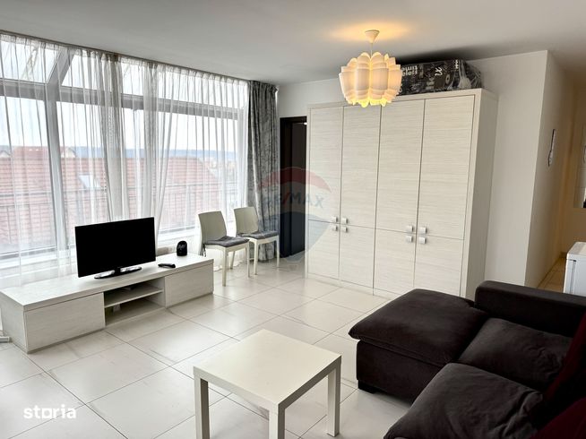COMISION 0%, De vânzare: 2 apartamente + 4 garsoniere, Europa-0