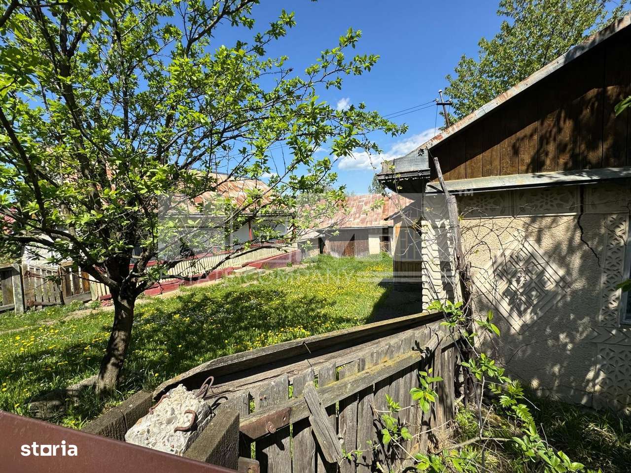 De Vanzare Casa\Teren | Mihoveni, Suceava | 49.000€ | 15 ari - Imagine principală: 5/6