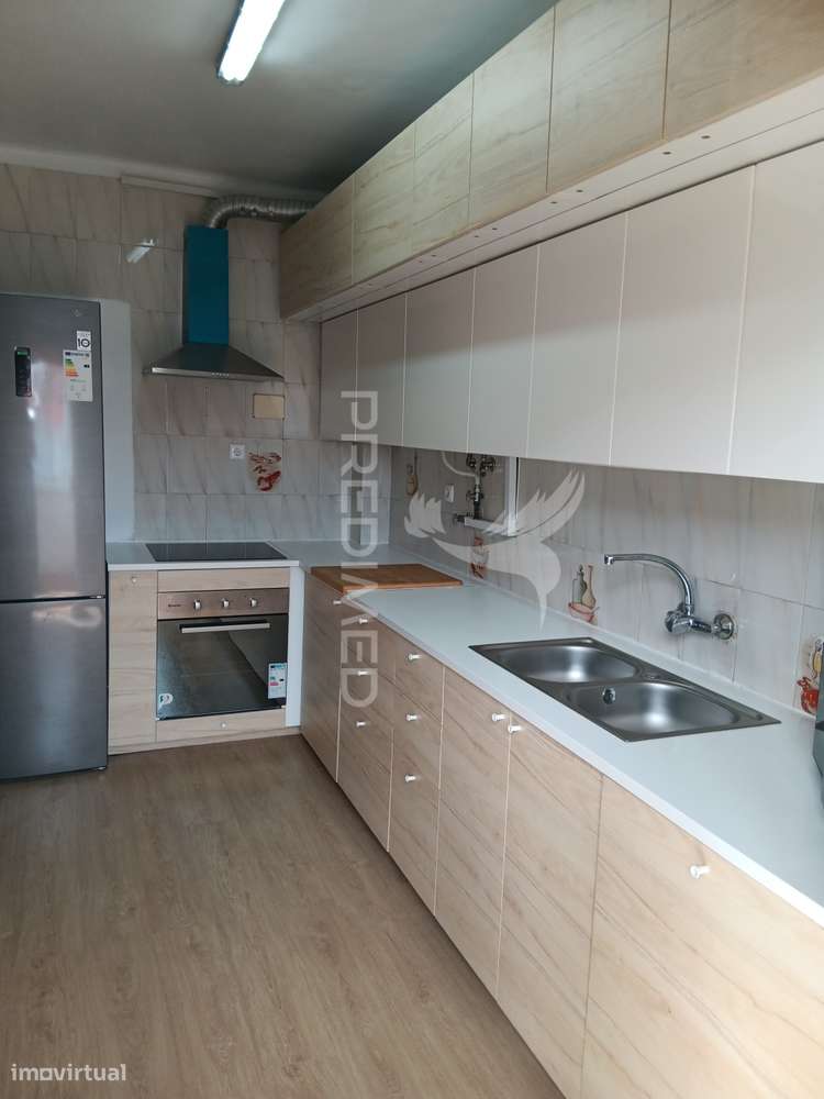 Apartamento T4 convertido em T3 em Feijó - Laranjeiro - Grande imagem: 5/21