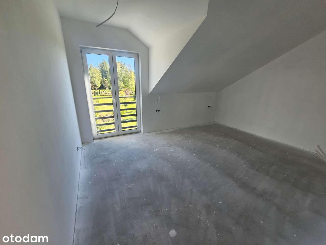 Dom 147 m² z ogrodem – komfort i natura w Łosiu!-8