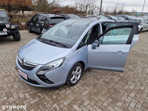 Opel Zafira - 36