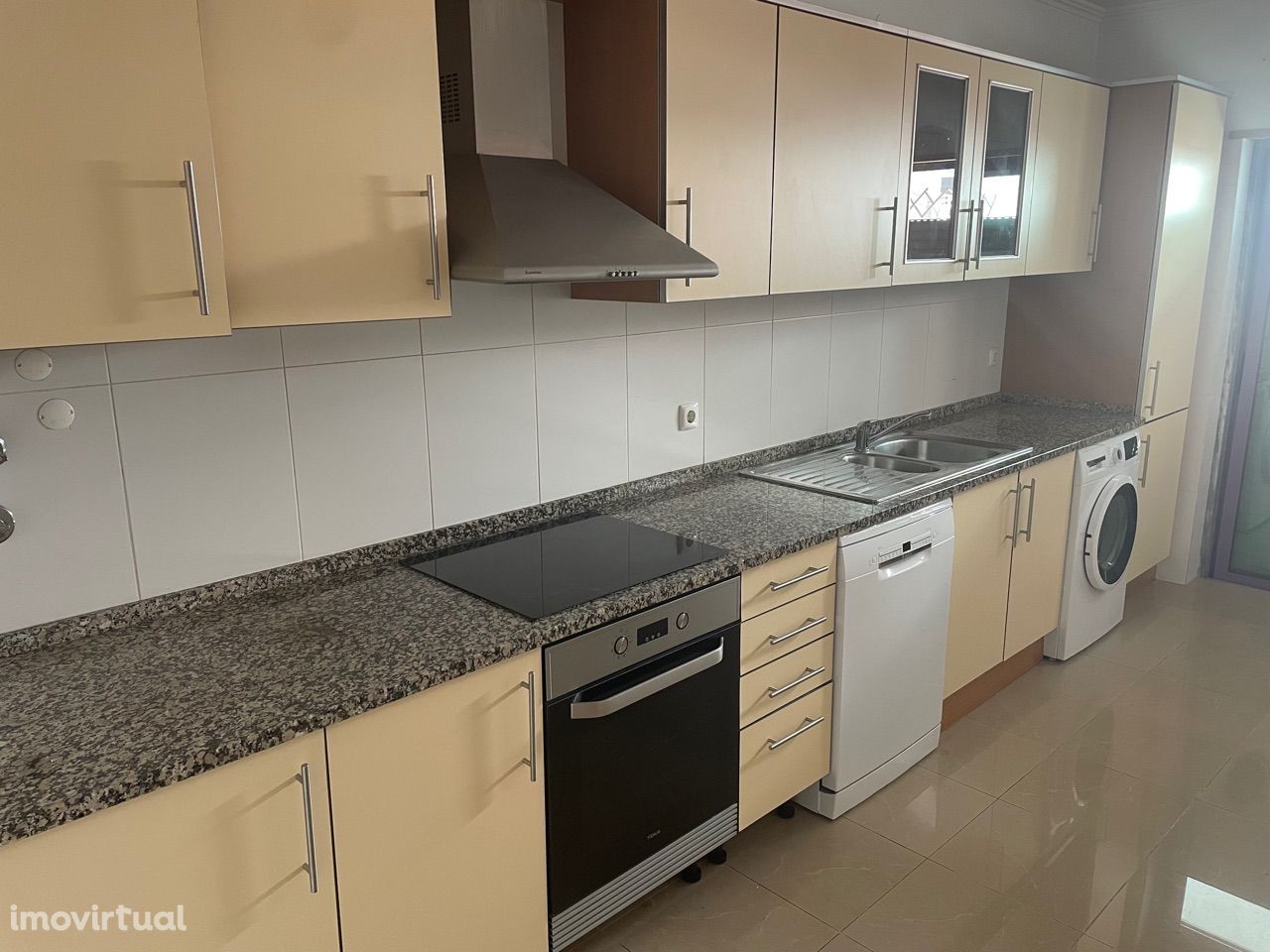 Excelente Apartamento T2 em Camarate