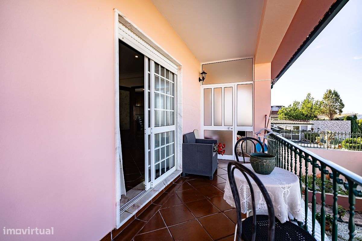 Excelente moradia T5 em localização única em Montemor-O-Velho.-29