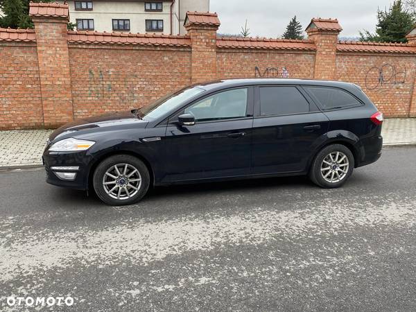 Ford Mondeo 2.0 TDCi Ambiente - 2