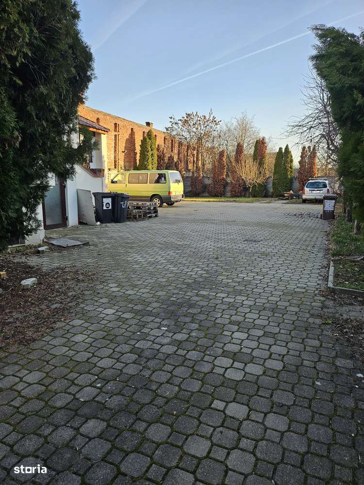 De vanzare casa cu teren 1037 mp in cartierul Parneava-2