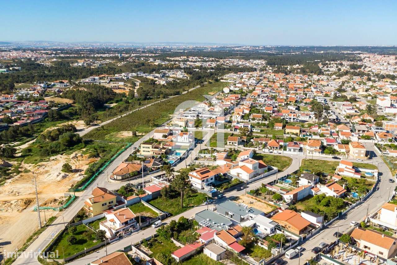 Fantástica Moradia Térrea T3+1 com Piscina de água salgada e aquecida-35