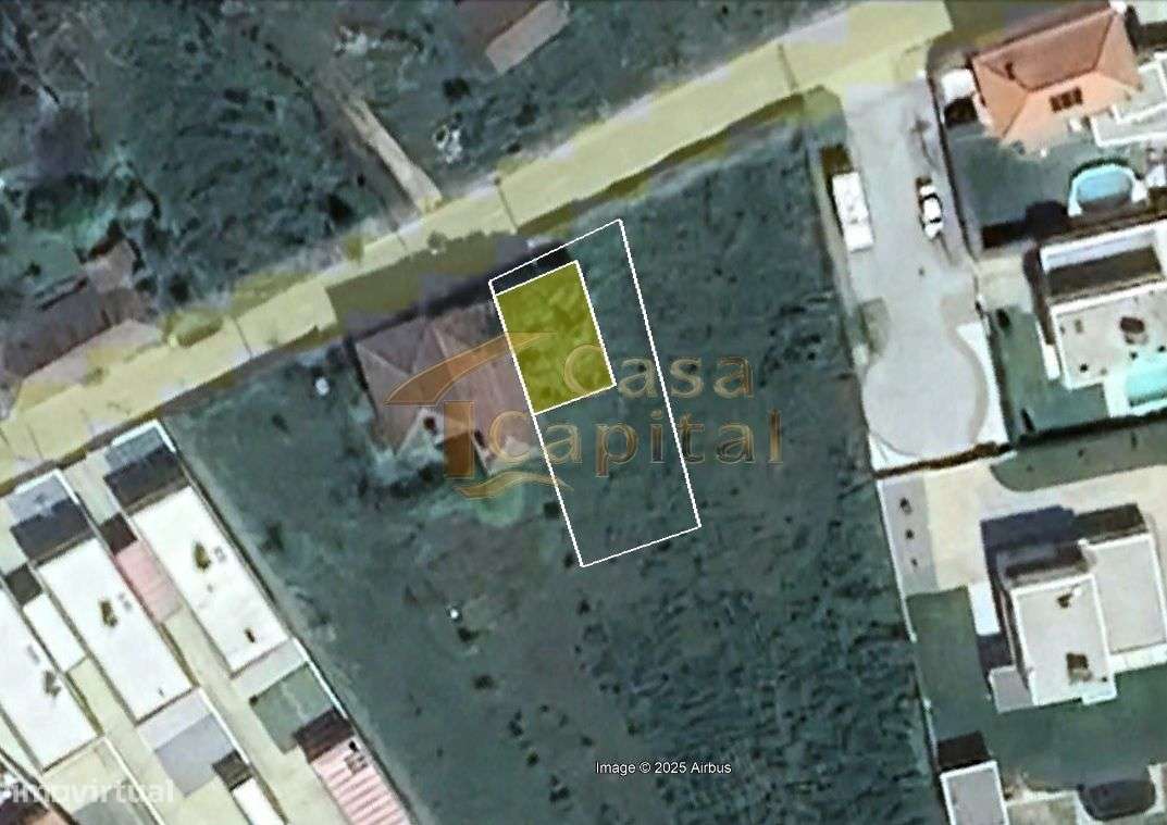 Moradia para reconstrução, com terreno - Grande imagem: 2/3