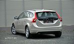 Volvo V60 D2 Geartronic Kinetic - 4