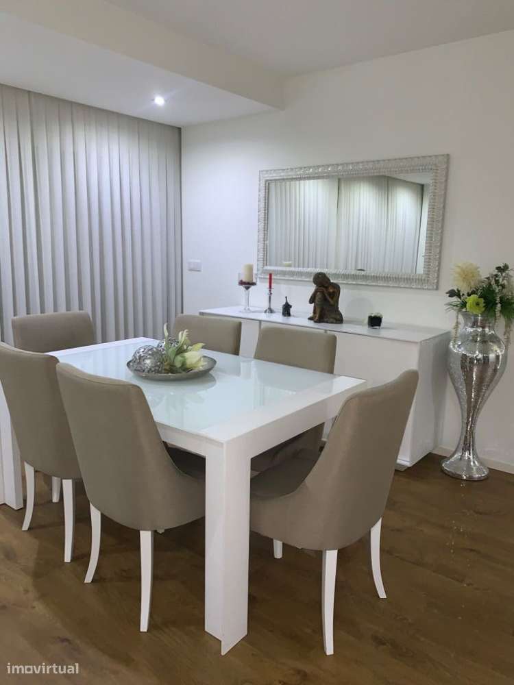 Apartamento T3 de Luxo - Em frente D.Diogo Sousa - Grande imagem: 4/11