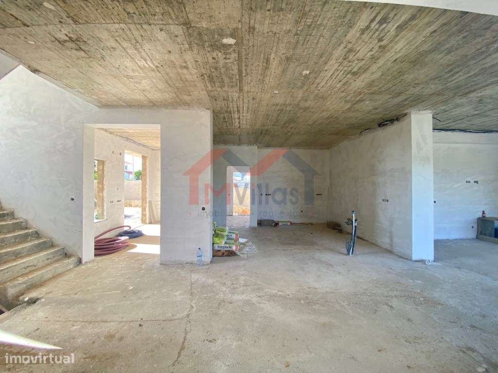 Moradia V3+1 com piscina e garagem - Olhão - Grande imagem: 5/23