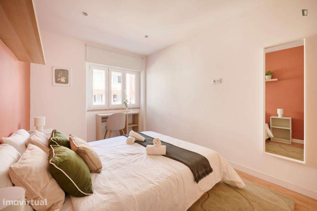 Quarto - localizado em Alameda Lisbon - Grande imagem: 3/44
