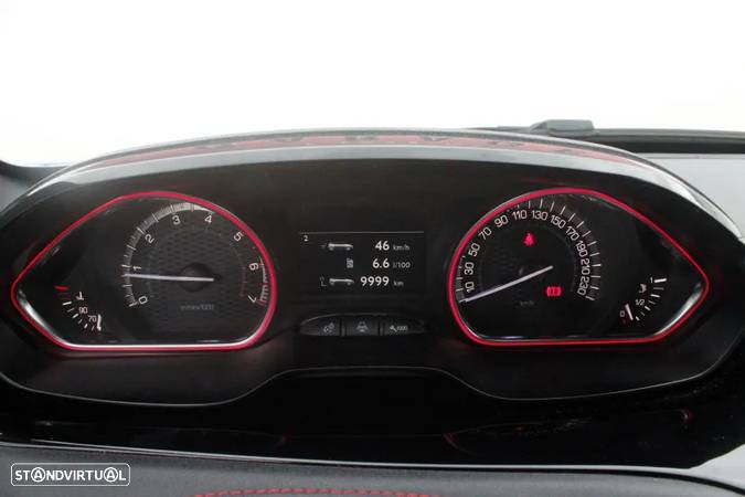 Peugeot 208 GTI e-THP STOP & START 30th - 24