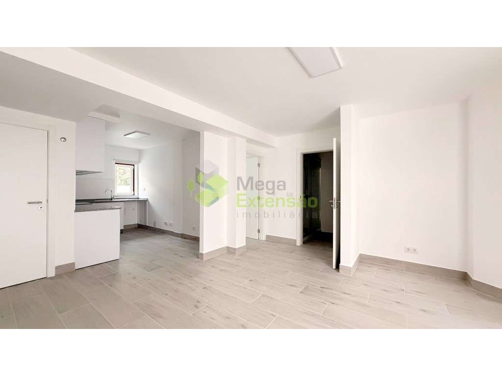 Apartamento T2, Novo, a estrear | Moderno | Centro de Torres Vedras-8