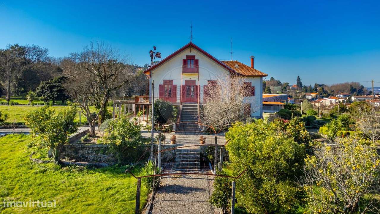 Moradia T6 para venda - Grande imagem: 1/46