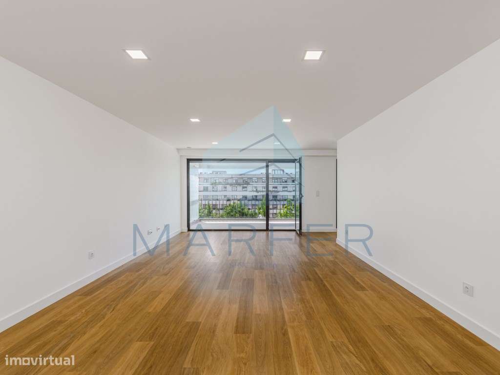 Apartamento T4 - Novo-5