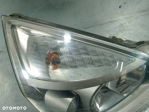 LAMPA PRZEDNIA PRAWA XENON RENAULT ESPACE IV ( 03-14 ) - 3