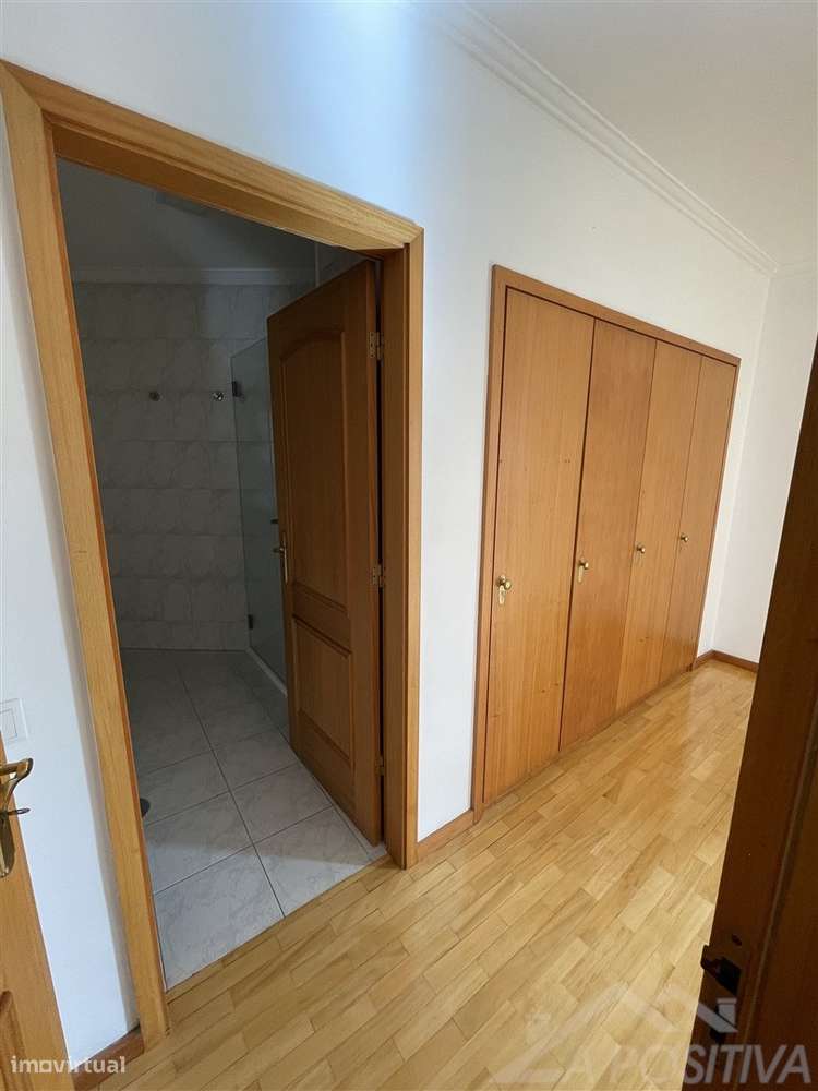 Apartamento T2+1 Venda em São João da Madeira,São João da Madeira-15