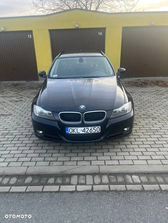 BMW Seria 3 320d - 5