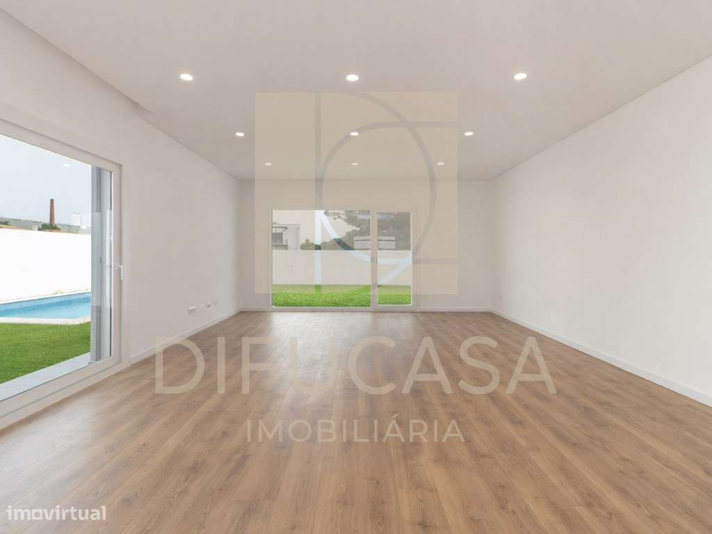 Moradia Isolada Térrea T4 finalizada-25