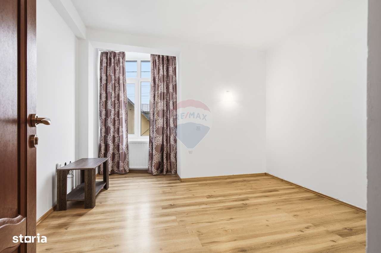 Apartament spațios cu 5 camere de vânzare I Comision 0%-7