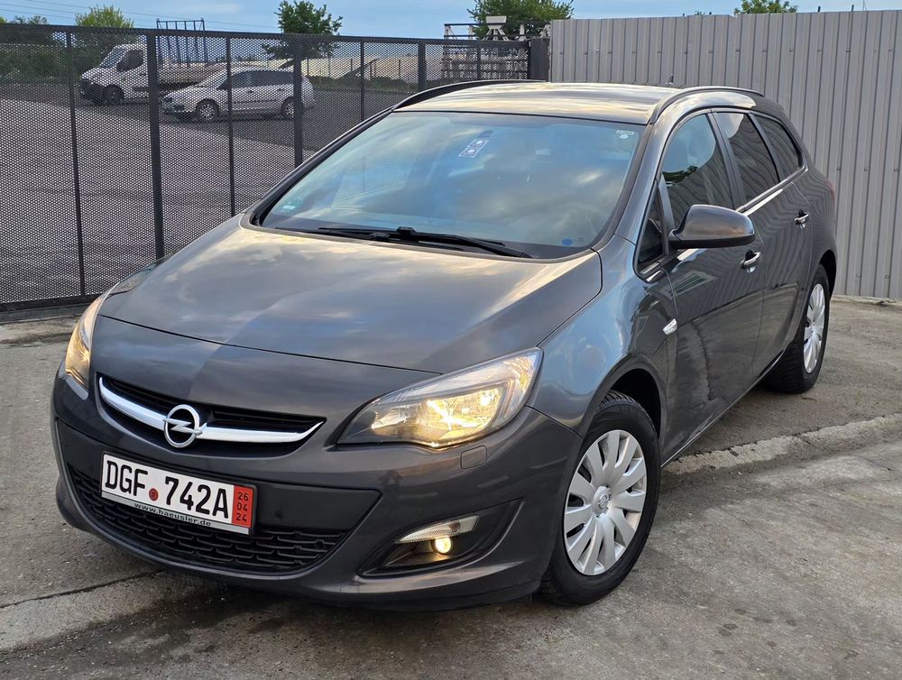 Opel Astra J [2009 - 2018] 1.6 CDTI DPF ecoFLEX TourerStart/Stop Style 2015