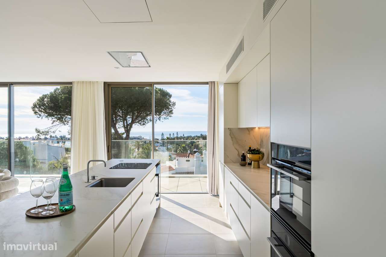 Luxuosa penthouse com vista mar e piscina aquecida-15