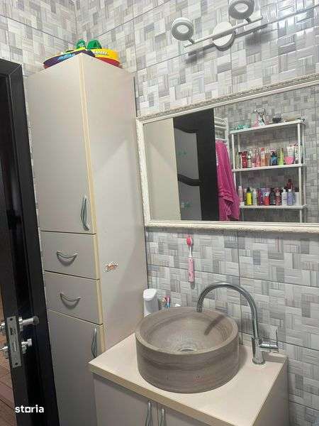 CASA 3 CAMERE in Loc. Valu lui Traian - Partea Dreapta (zona Penny) - Imagine principală: 5/8