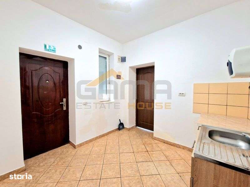 Spatiu comercial, strada Andrei Saguna, Intim , Parneava - Imagine principală: 4/7