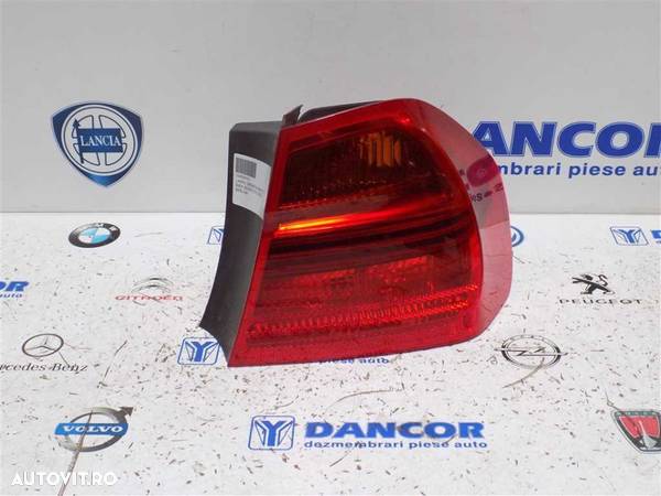 Lampa BMW E90 - 1