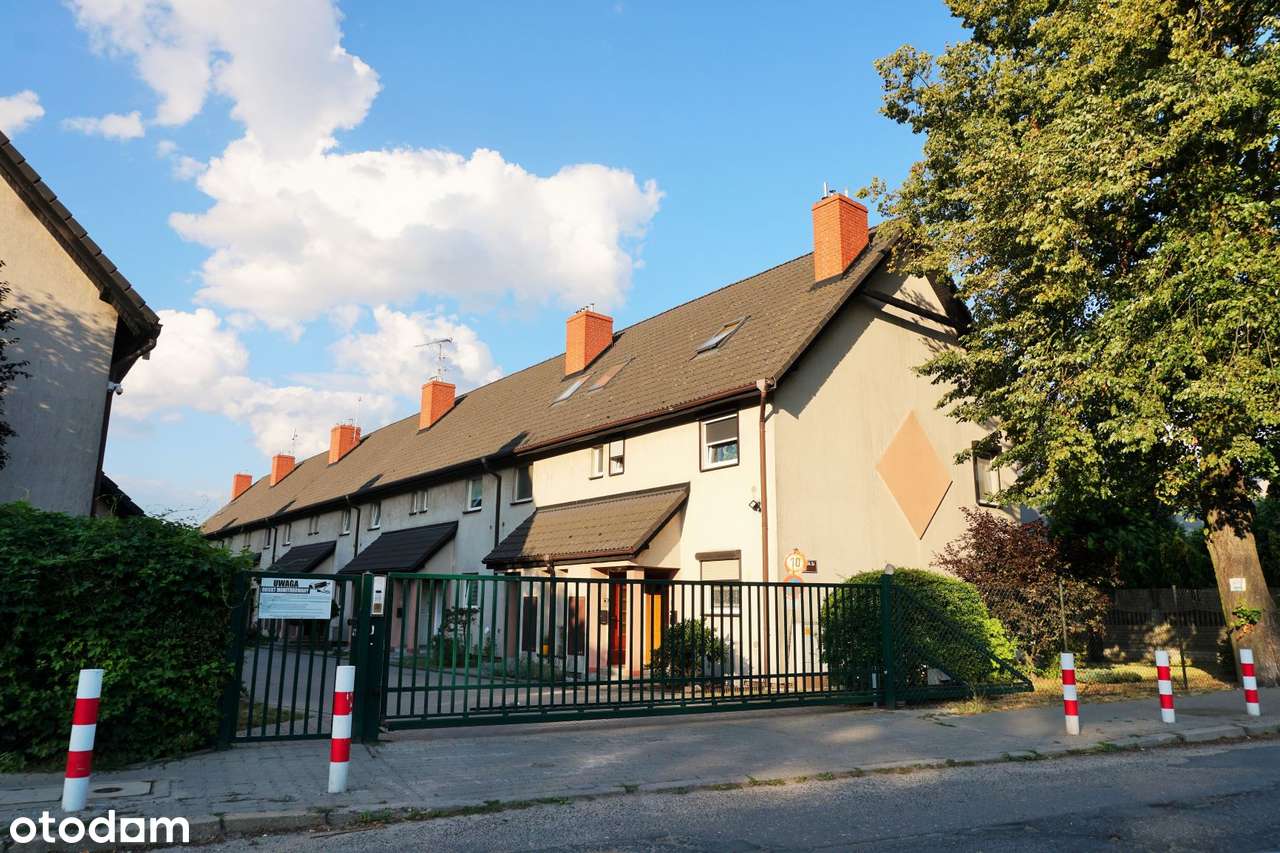 Mieszkanie 2-pokojowe w szeregowcu na zamkniętym osiedlu z parkingiem