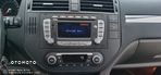 Ford C-MAX 1.8 Titanium - 22