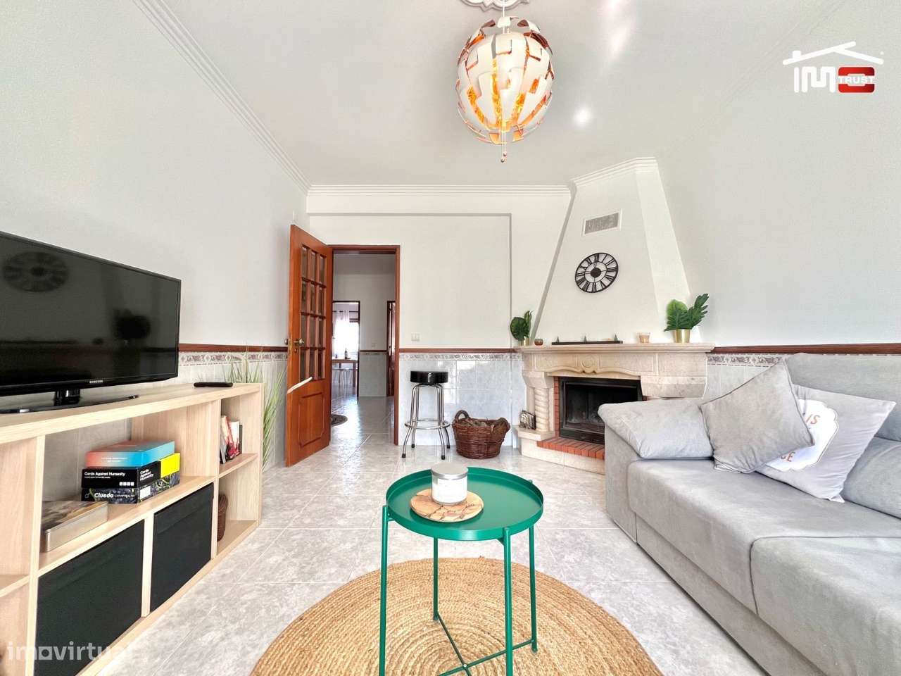 Apartamento T3 - 2ºandar, 2 Varandas, Lareira, Coz semi- Equipada, ... - Grande imagem: 2/33