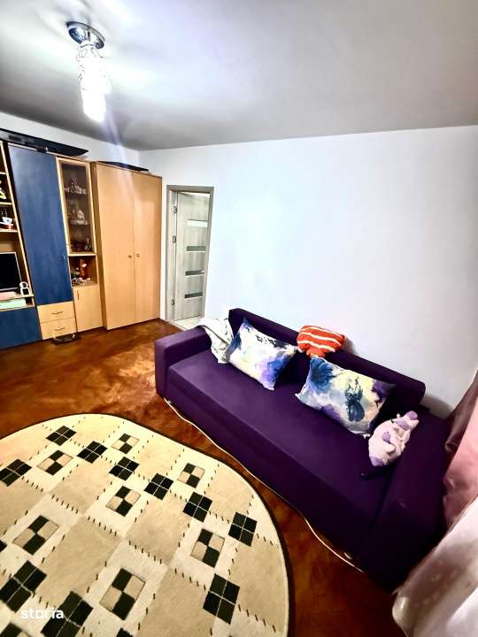 Apartament doua camere semidecomandat-zona tomis II-0