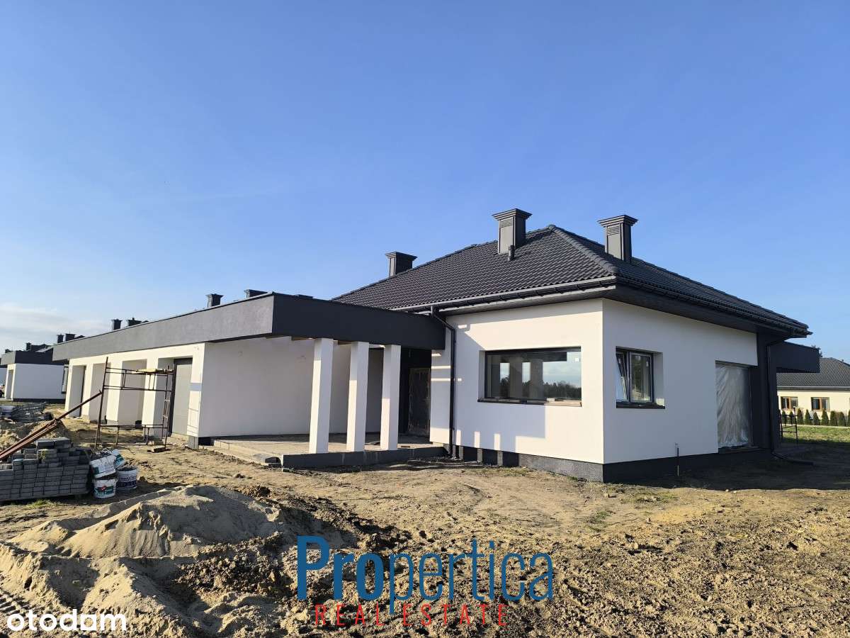 dom z garażem i wiatą w bryle budynku - Pełny obrazek: 5/19