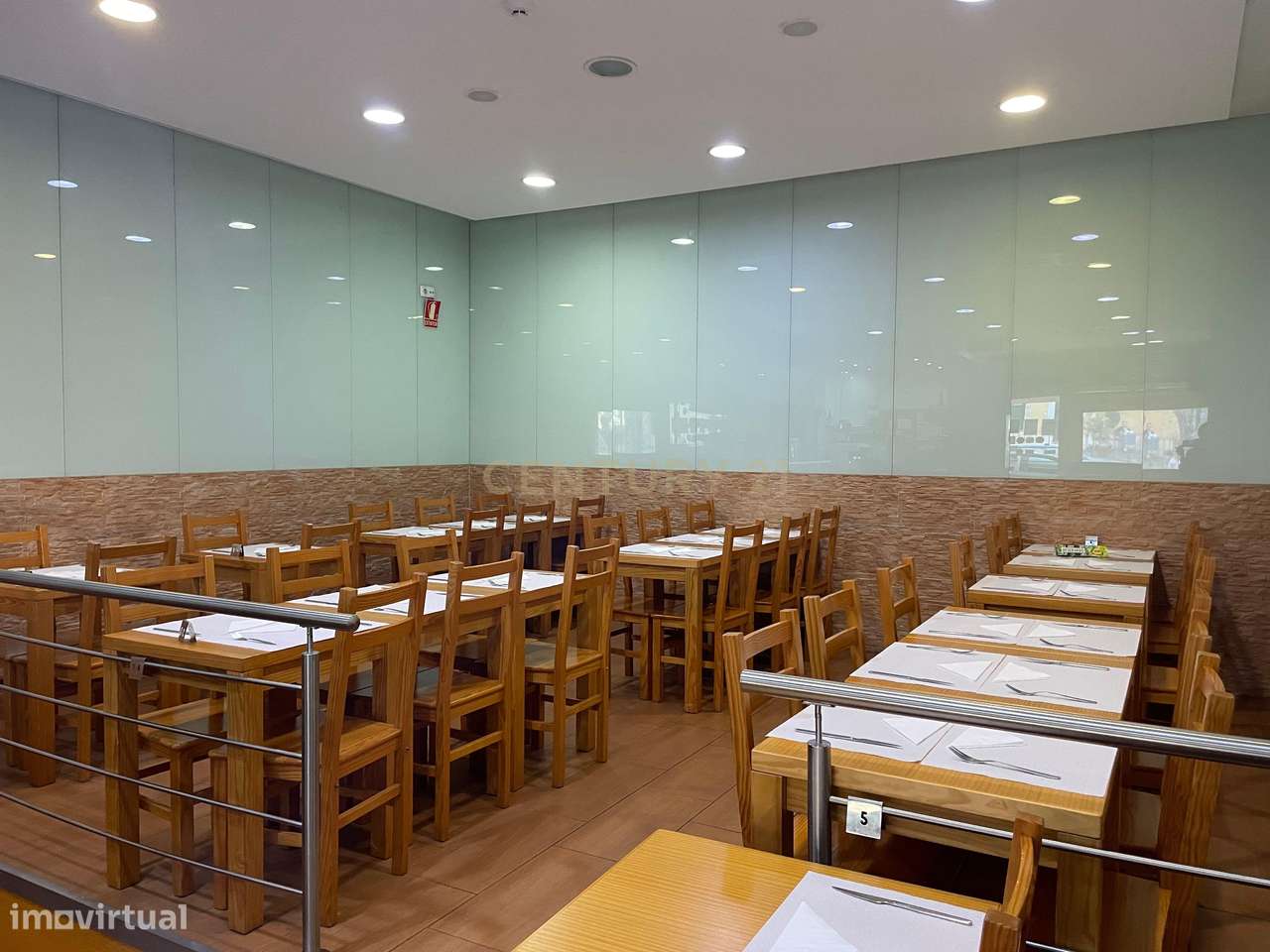 Trespasse de Restaurante em pleno funcionamento nas Avenidas Novas - Grande imagem: 2/7