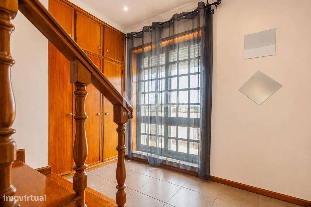Apartamento T3 Duplex  no coração de Ovar – conforto, espaço e localiz-19