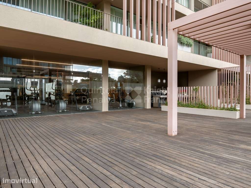 Apartamento T2 com varandas e garagem, Cascais-21