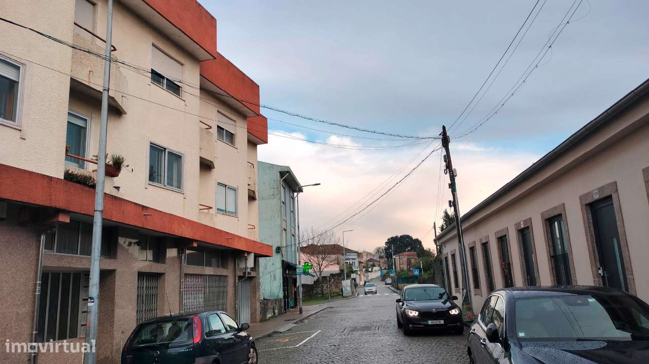 Terreno com PIP Aprovado para 9 Apartamentos | 1.098 m² de Construção-7