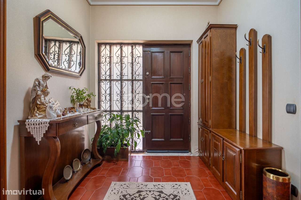 Moradia T4 Vila Nova Da Telha