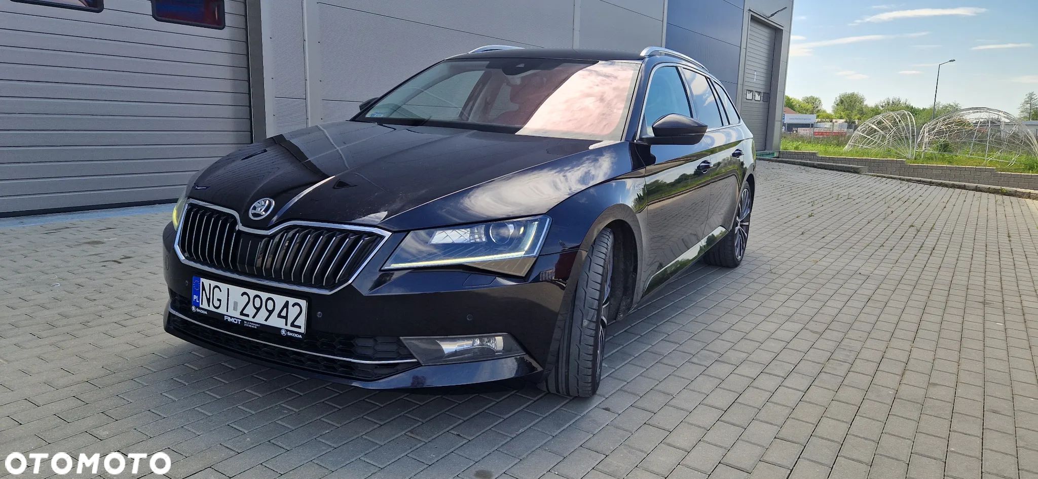 Skoda Superb 2.0 TDI 4x4 L&K DSG - 1