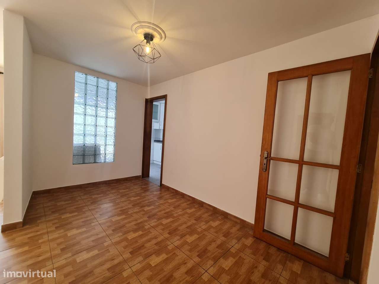 Apartamento T4 com suite e garagem  – em frente ao Metro Pedro Hispano-18