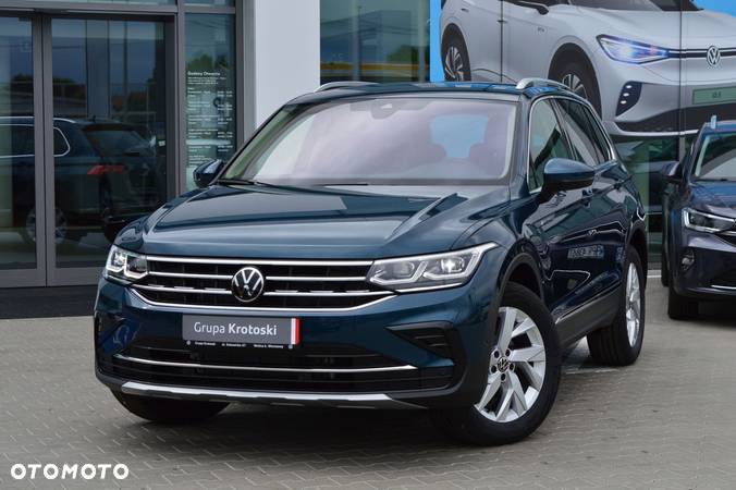 Volkswagen Tiguan - 2