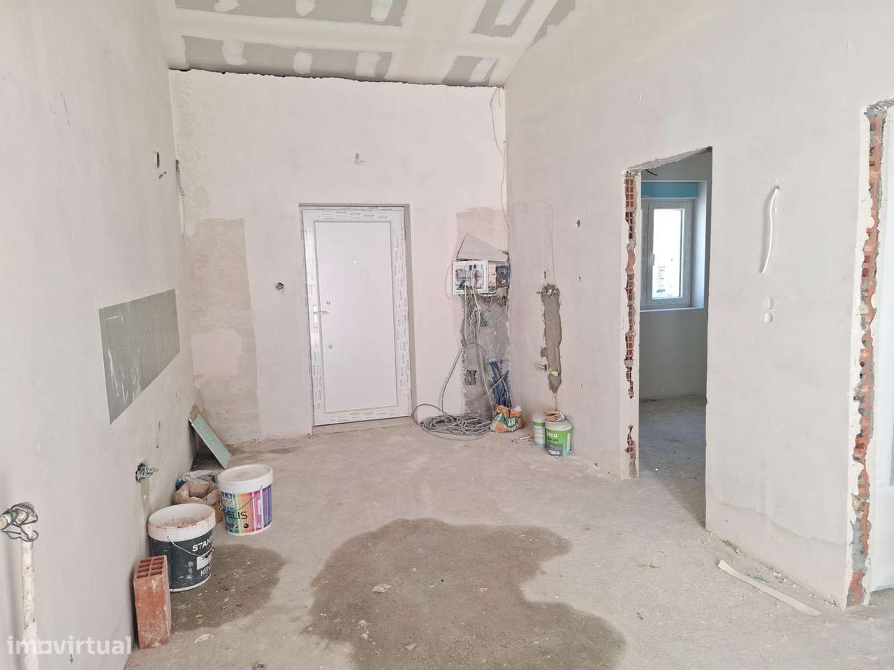 Moradia Térrea T2 com Logradouro Totalmente Remodelada Barreiro-7