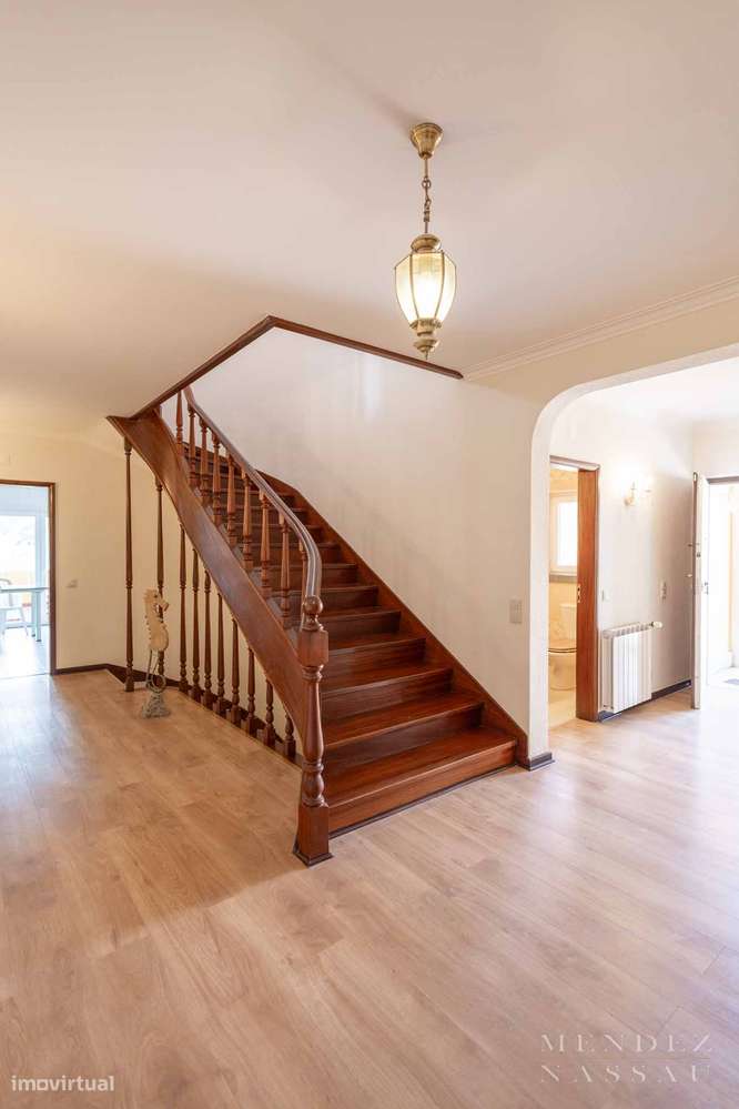 Private Estate - Multi Family - Estoril Villa-18