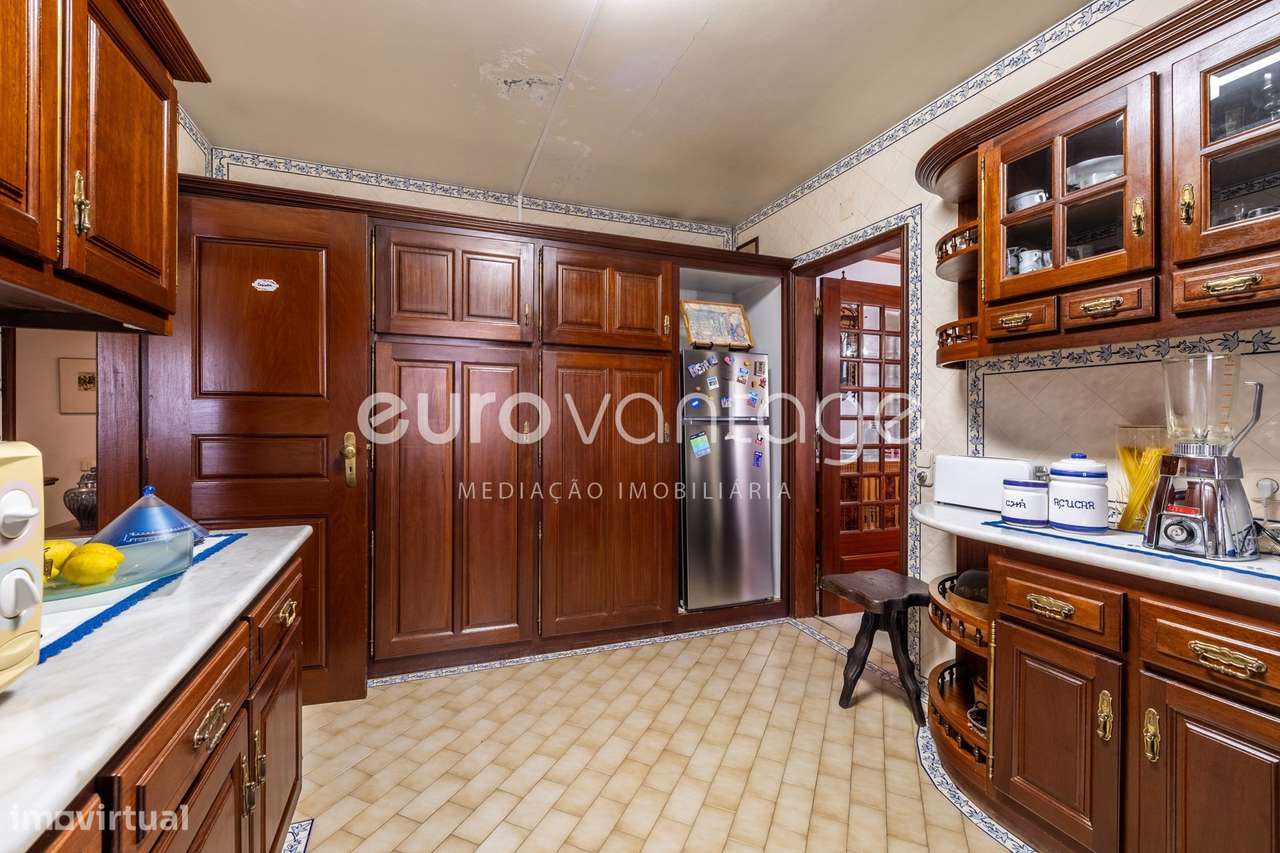 MORADIA T8 NO CENTRO DE LEIRIA-14