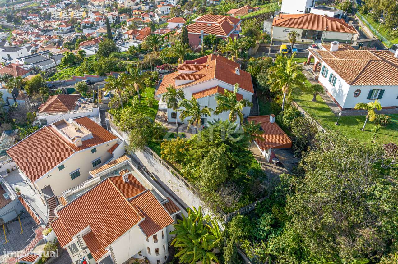 Moradia T5 Estilo Quintinha Vista Panorâmica e 3 Andares Independen... - Grande imagem: 5/51