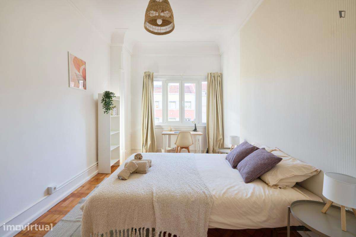Quarto - localizado em Alameda Lisbon - Grande imagem: 4/10