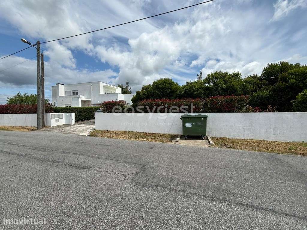 Moradia Isolada T4 em de Travanca de Lagos, Oliveira do Hospital - Grande imagem: 4/28