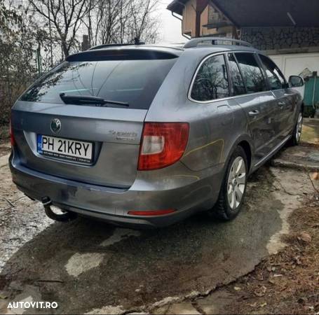 Skoda Superb 1.6 TDI GreenLine - 5