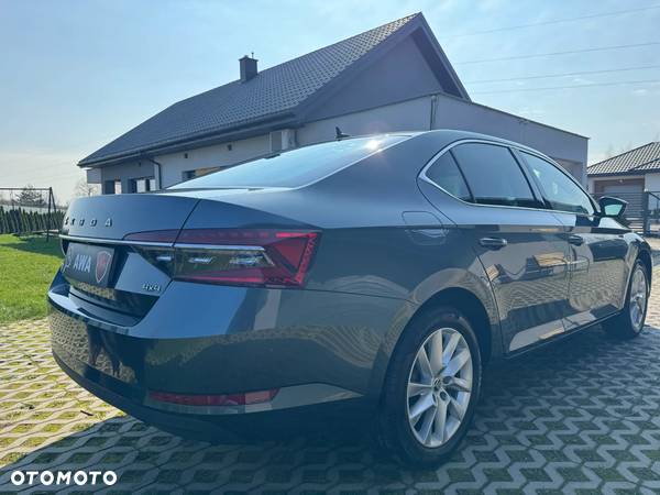 Skoda Superb 2.0 TDI 4x4 L&K DSG - 16